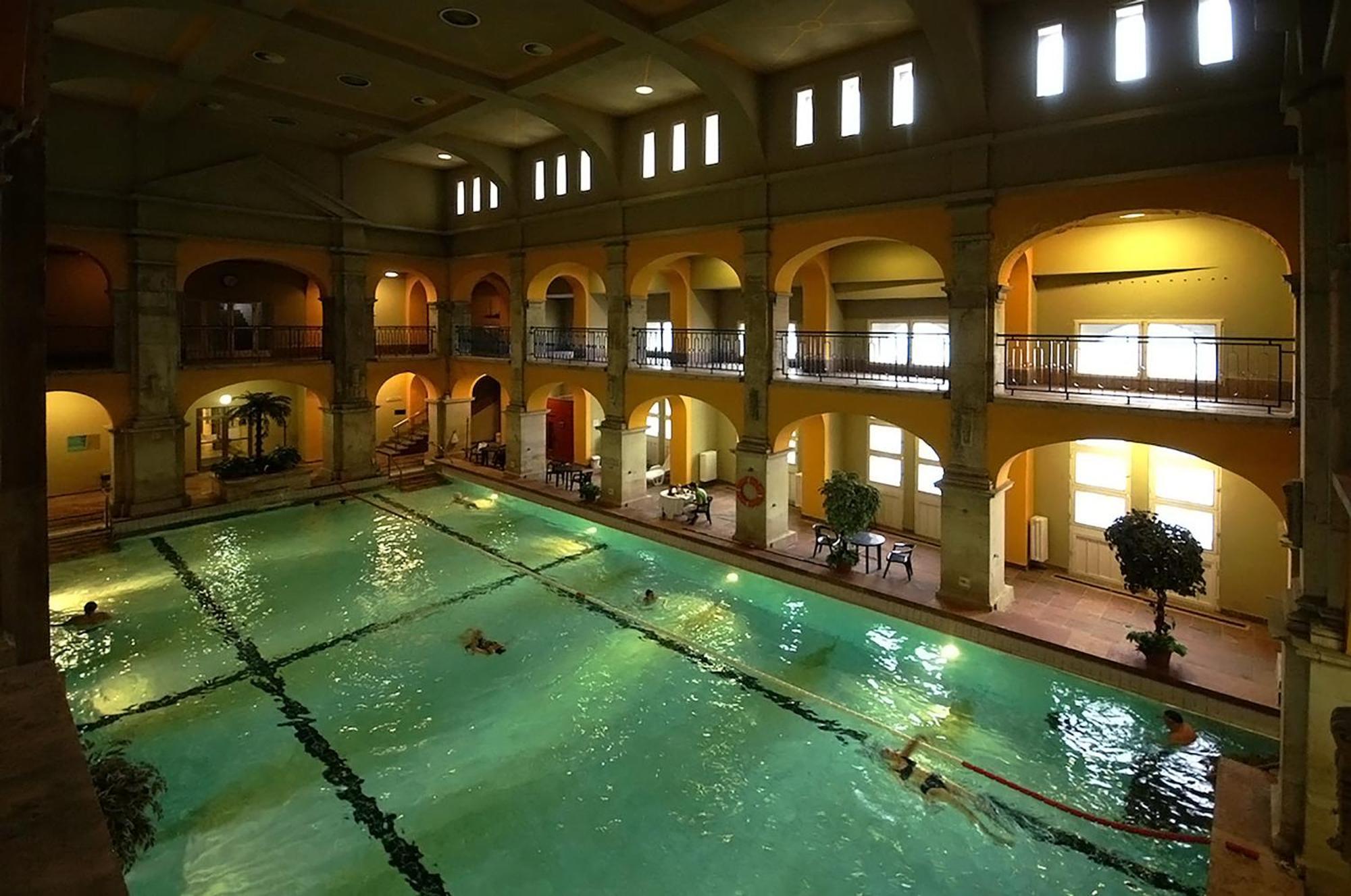 Wellness Retreat With Sauna & Jacuzzi - 1 Min To Opera Будапешт Экстерьер фото